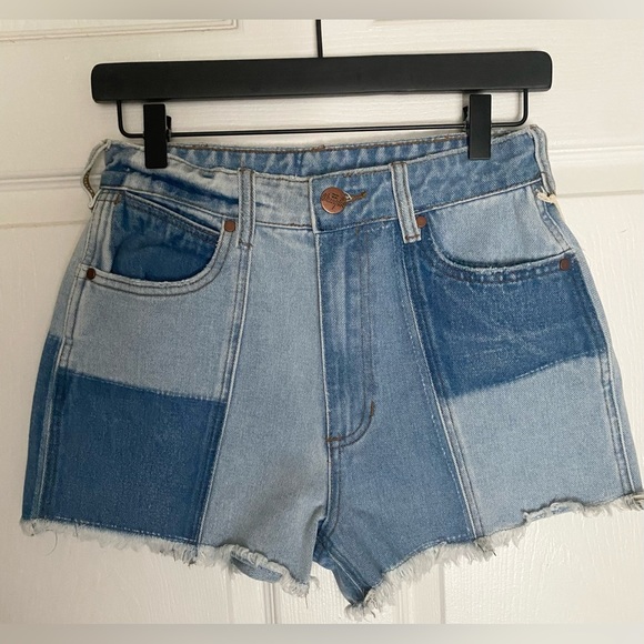 NWT! BillaBong X Wrangler Sun Up Cut Off Women’s Shorts - Picture 5 of 9